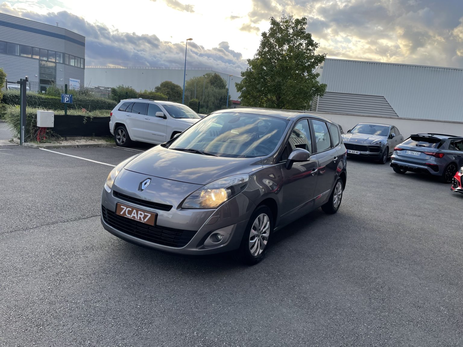 RENAULT GRAND SCENIC III 7PL EXPRESSION .2011.