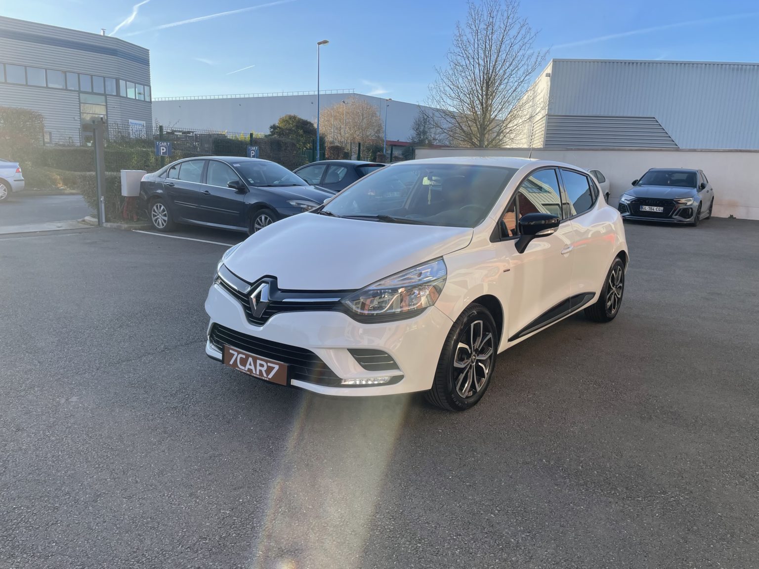 RENAULT CLIO IV LIMITED .2019.