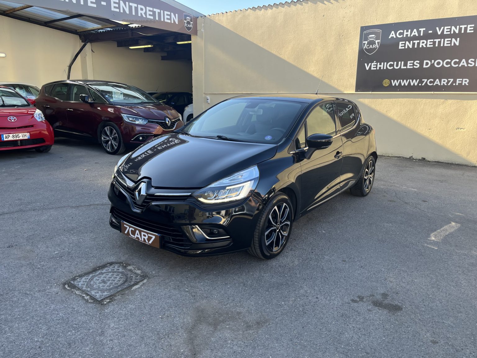 RENAULT CLIO IV INTENS .2018.