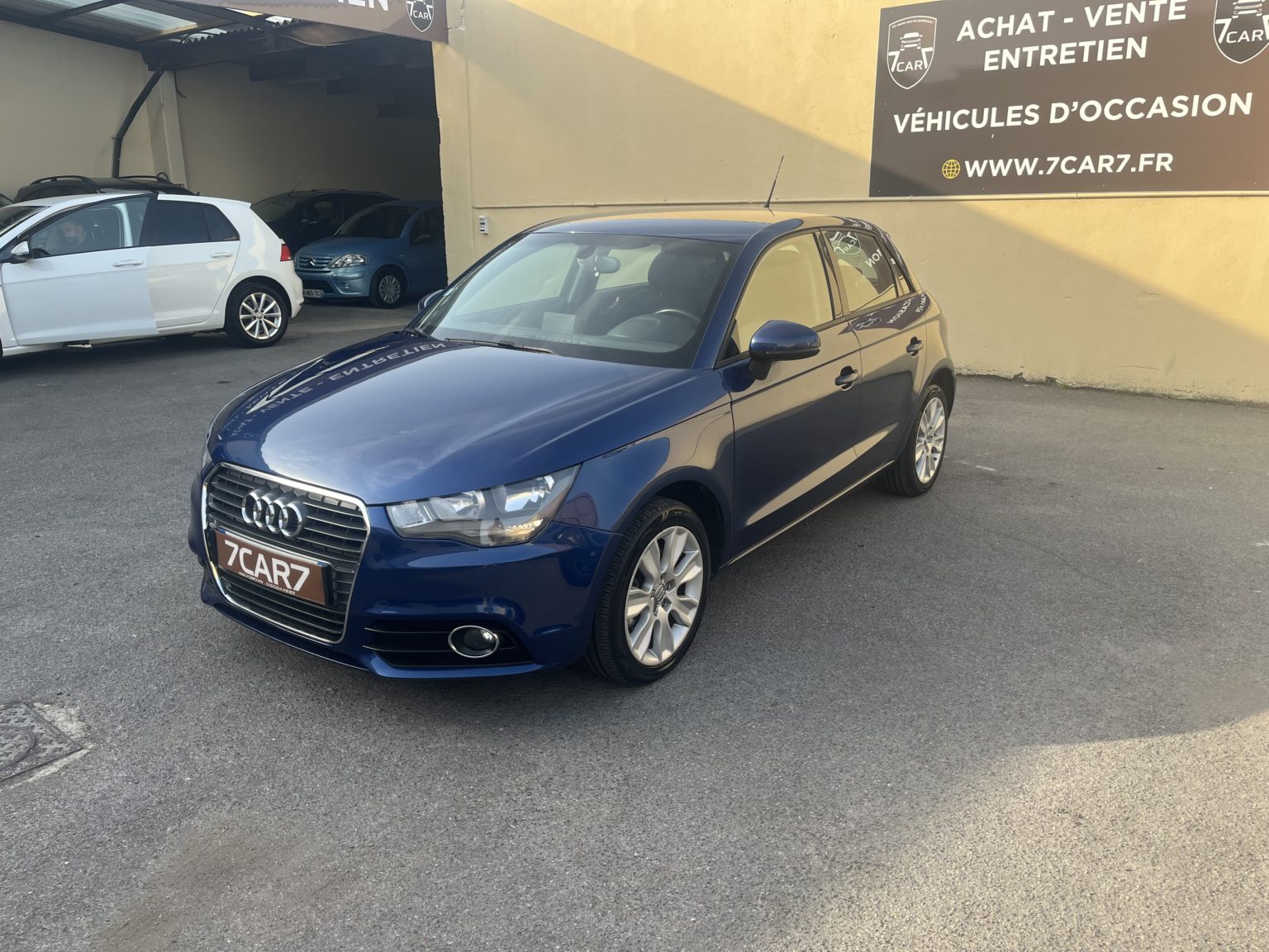 AUDI A1 AMBIENTE .2013.