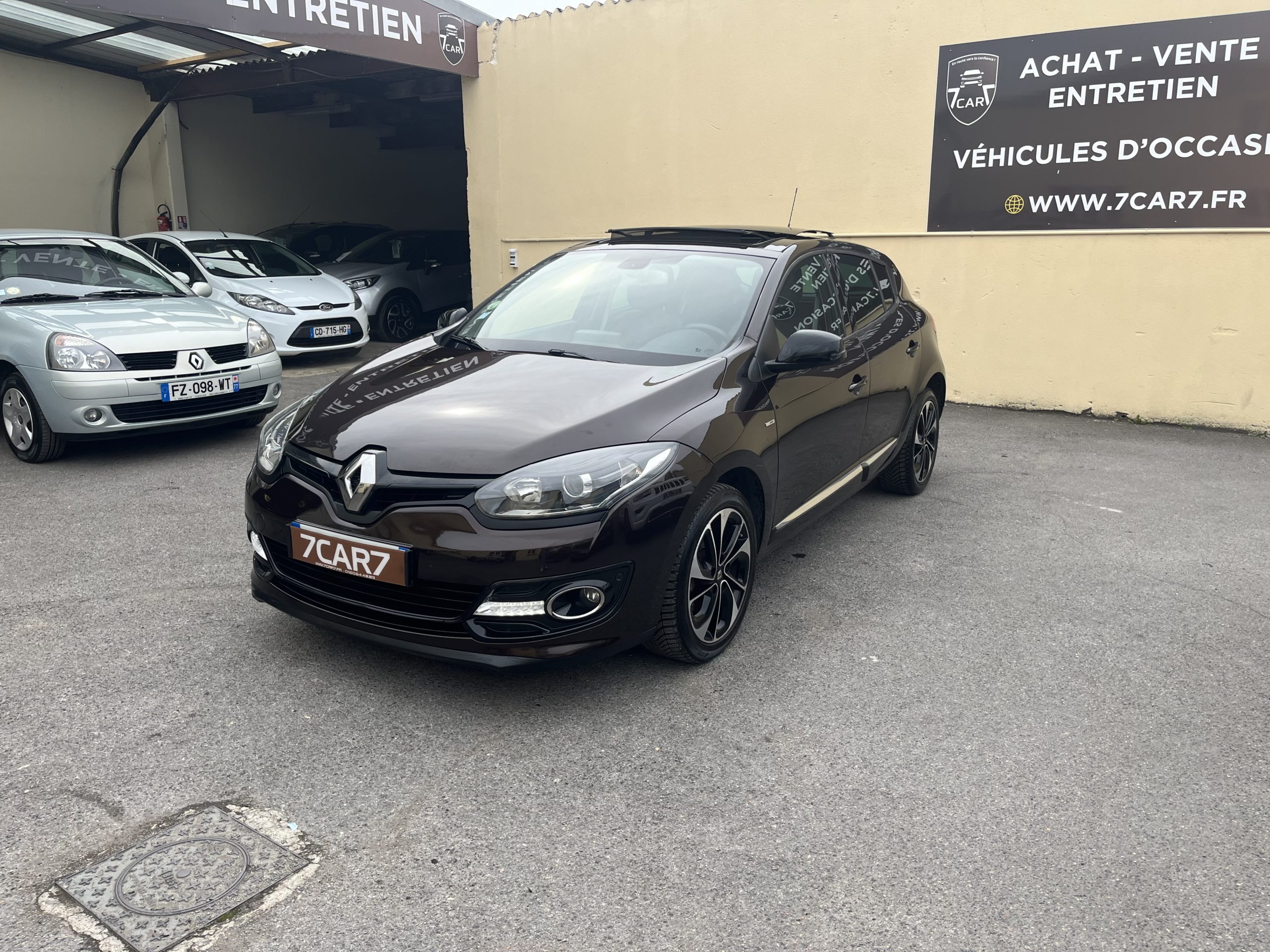 IMG_2396 RENAULT MÉGANE BOSE ÉDITION .2016.