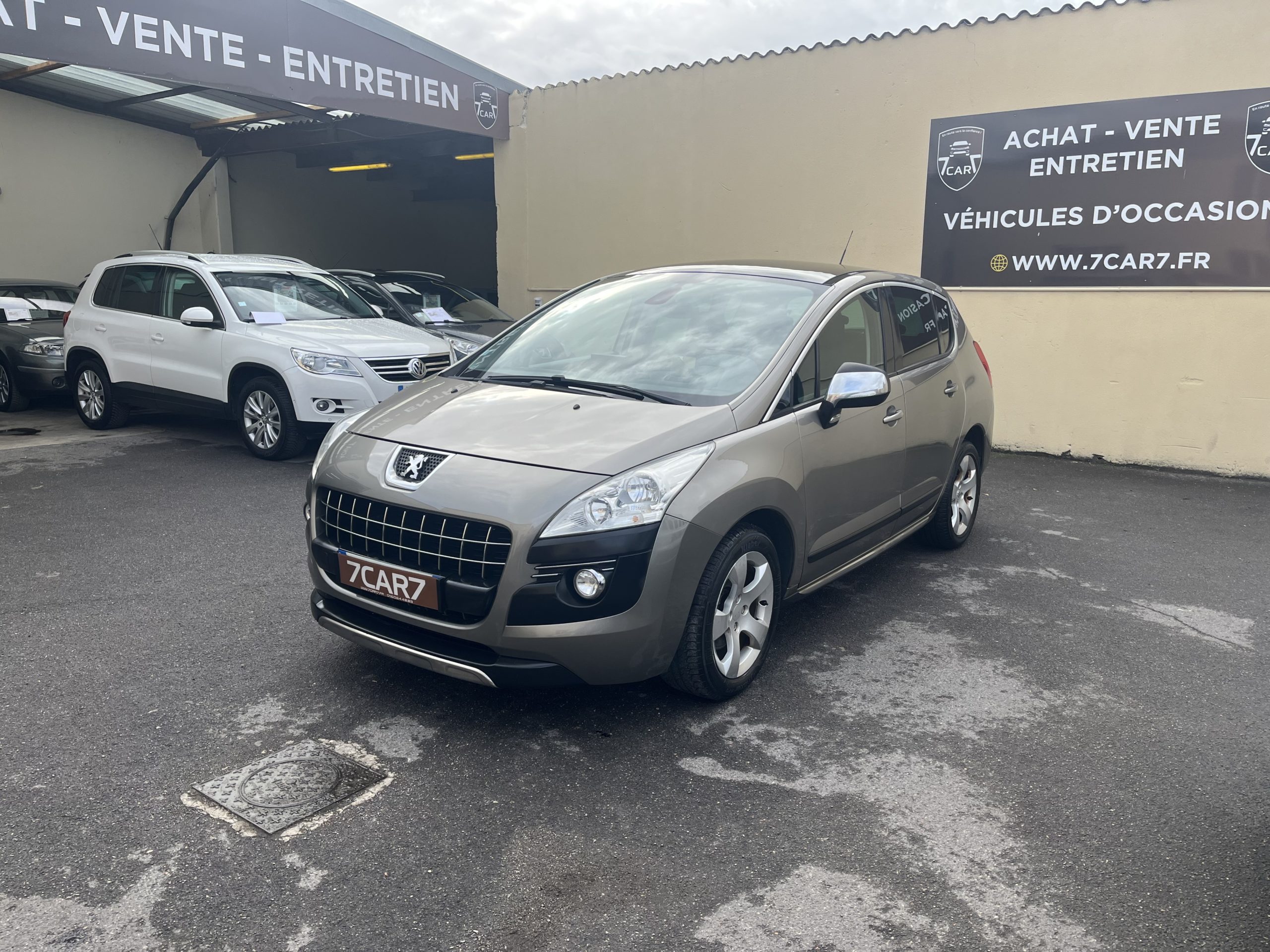 IMG_2903 PEUGEOT 3008 PREMIUM .2011.